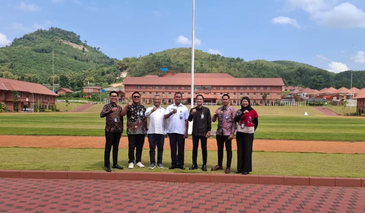 Kerja Sama BRI Kepanjen dan SMA Taruna Nusantara Malang Perkuat Pengelolaan Keuangan Sekolah